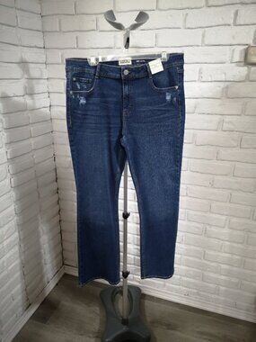 NWT Jordache Woman's 14 Medium Wash Boot Cut Mid Rise Jeans w/ Light Distressing